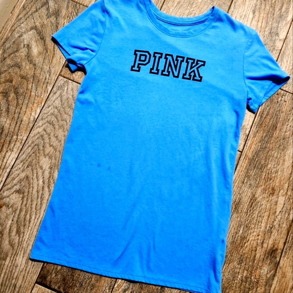 Like new, worn x1!! VSpink "Everyday Tee" in blue XS/S